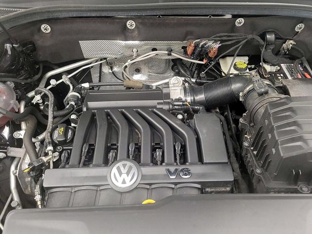 Photo of 2023 Black Volkswagen Atlas