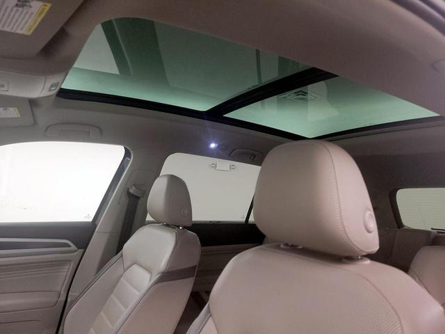 Photo of 2023 Black Volkswagen Atlas