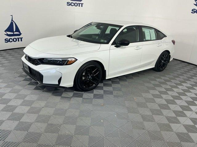 Photo of 2025 Platinum White Pearl Honda Civic
