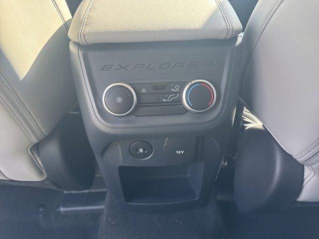 Photo of 2026 Star White Ford Explorer