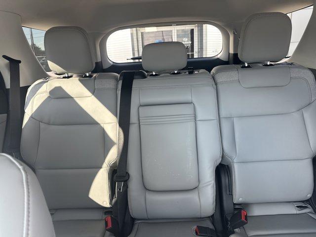 Photo of 2026 Star White Ford Explorer