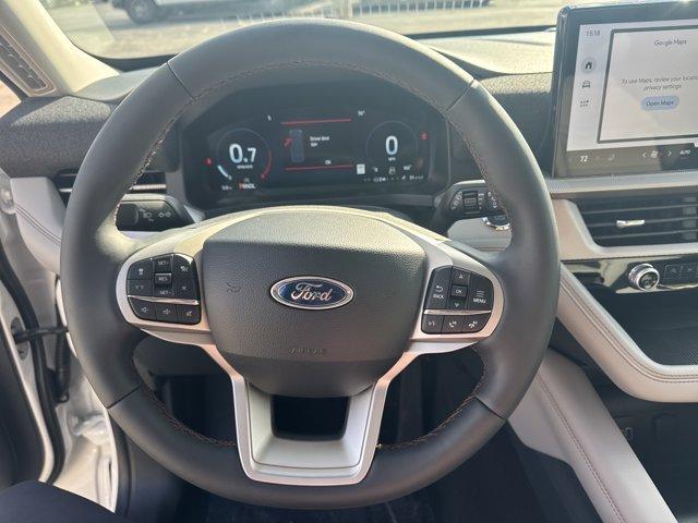 Photo of 2026 Star White Ford Explorer