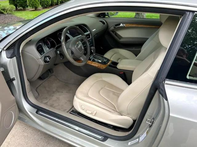 Photo of 2010 Champagne Audi A5