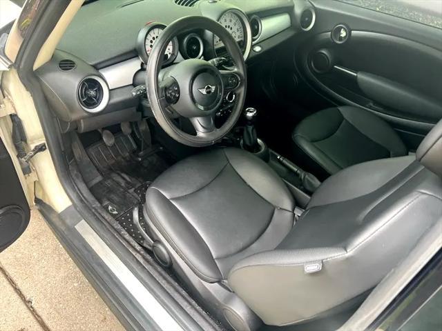 Photo of 2013 Cream MINI Hardtop