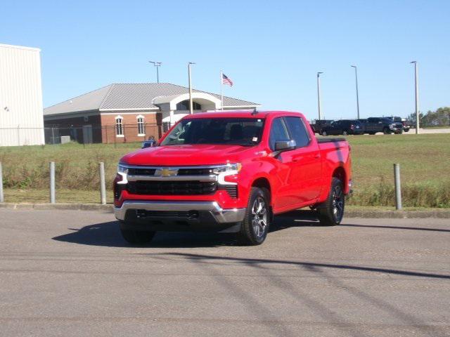 Photo of 2022 Red Hot Chevrolet Silverado 1500
