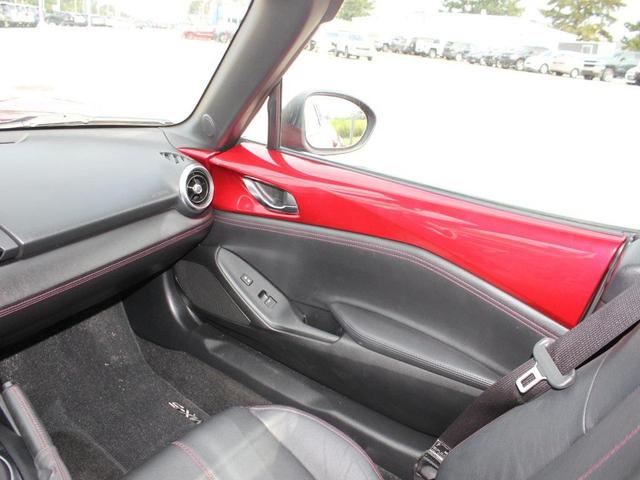 Photo of 2019 Soul Red Crystal Metallic Mazda MX-5 Miata RF