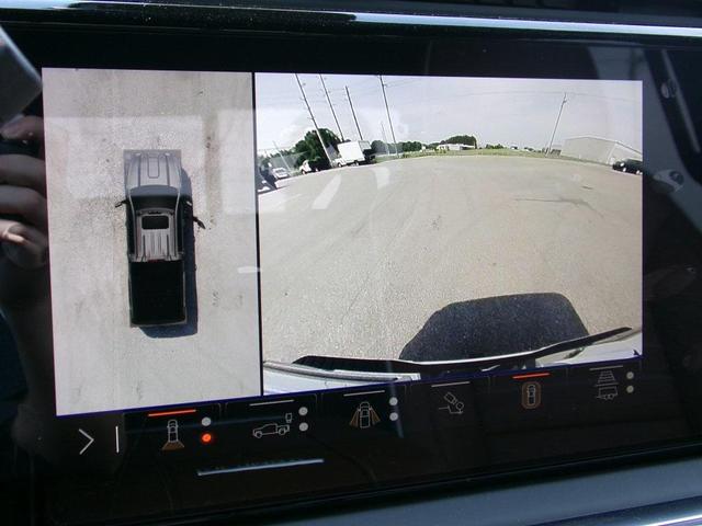 Photo of 2025 White Frost Tricoat GMC Sierra 2500