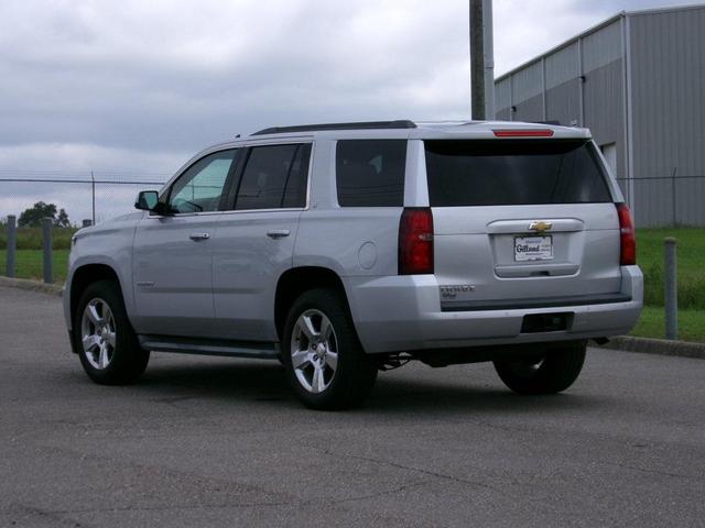 Photo of 2015 Silver Ice Metallic Chevrolet Tahoe