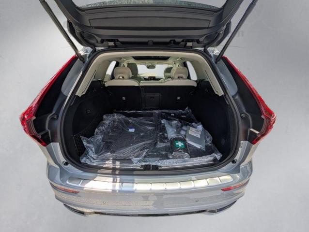 Photo of 2026 Vapour Gray Volvo XC60