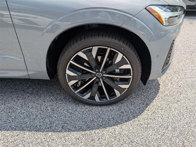 Photo of 2026 Vapour Gray Volvo XC60