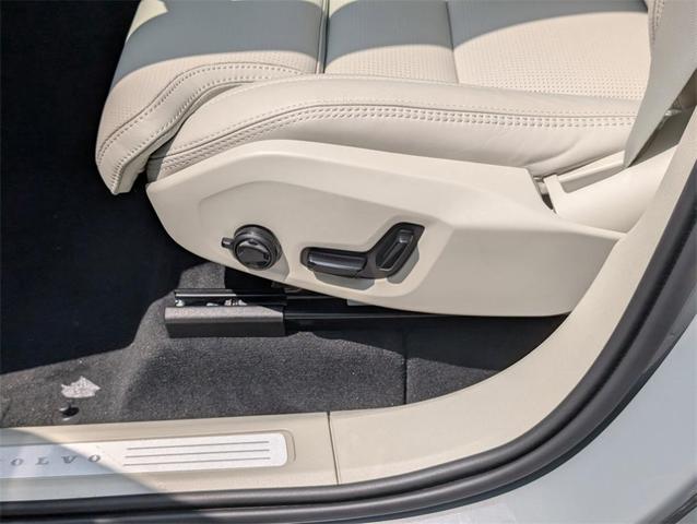 Photo of 2026 Vapour Gray Volvo XC60