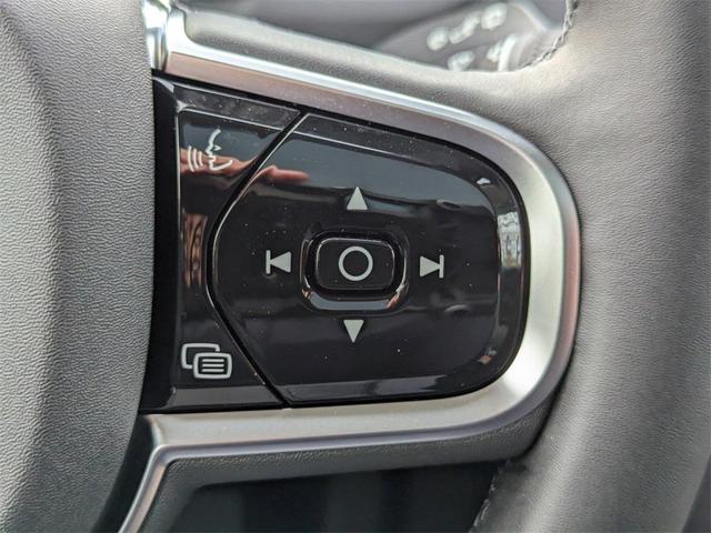 Photo of 2025 Metallic Volvo XC90 Plug-In Hybrid