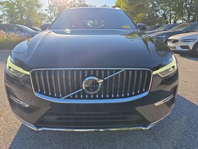 Photo of 2023 Onyx Black Metallic Volvo XC60