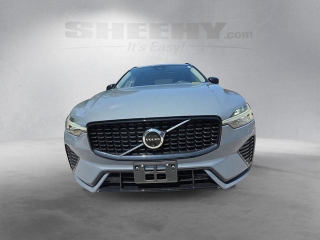 Photo of 2024 Thunder Gray Metallic Volvo XC60
