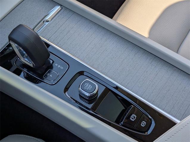 Photo of 2025 White Pearl Volvo XC60 Plug-In Hybrid