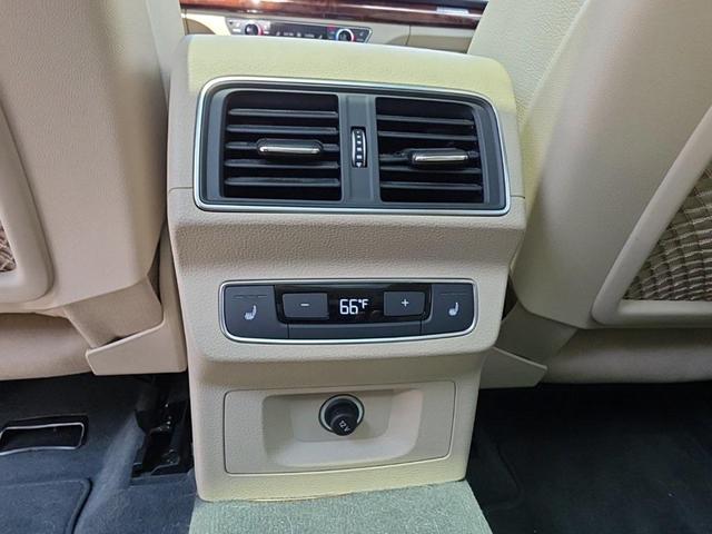 Photo of 2018 Ibis White Audi Q5