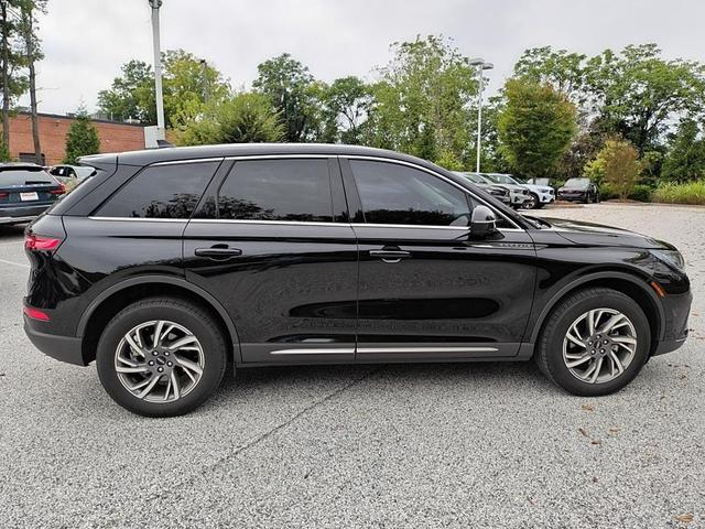 Photo of 2023 Infinite Black Metallic Lincoln Corsair