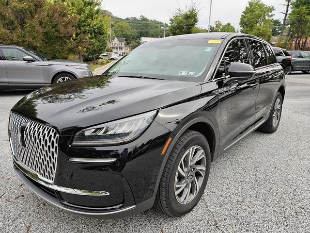 Photo of 2023 Infinite Black Metallic Lincoln Corsair