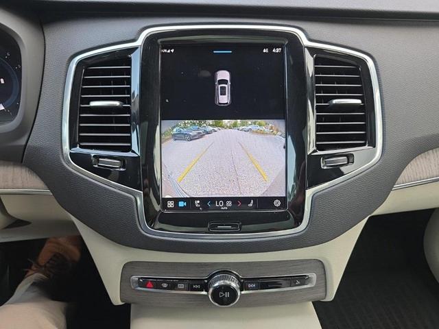Photo of 2023 Denim Blue Metallic Volvo XC90