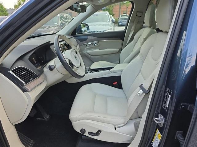 Photo of 2023 Denim Blue Metallic Volvo XC90