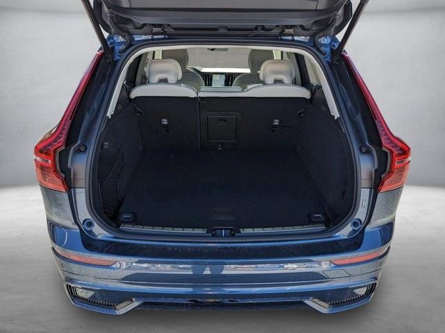 Photo of 2025 Blue Volvo XC60
