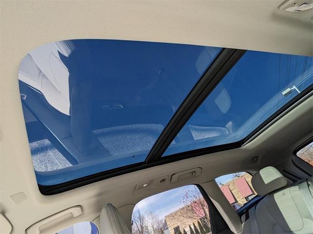 Photo of 2025 Blue Volvo XC60