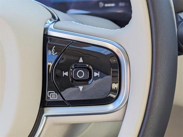 Photo of 2025 Blue Volvo XC60