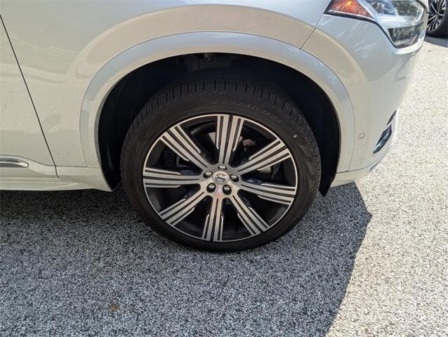 Photo of 2025 White Volvo XC90