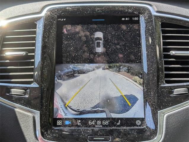 Photo of 2025 White Volvo XC90