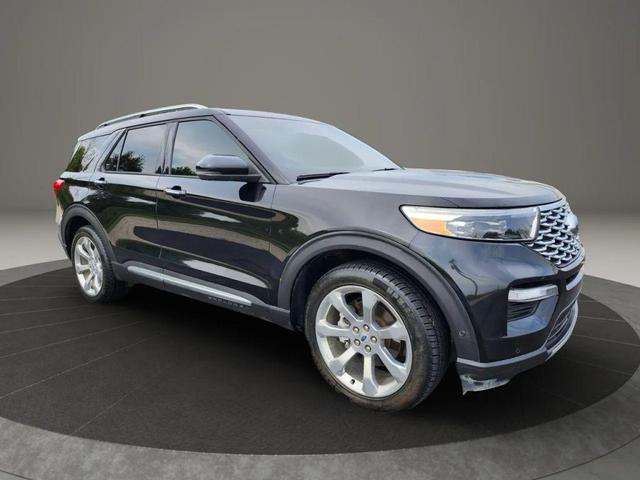 Photo of 2020 Agate Black Metallic Ford Explorer