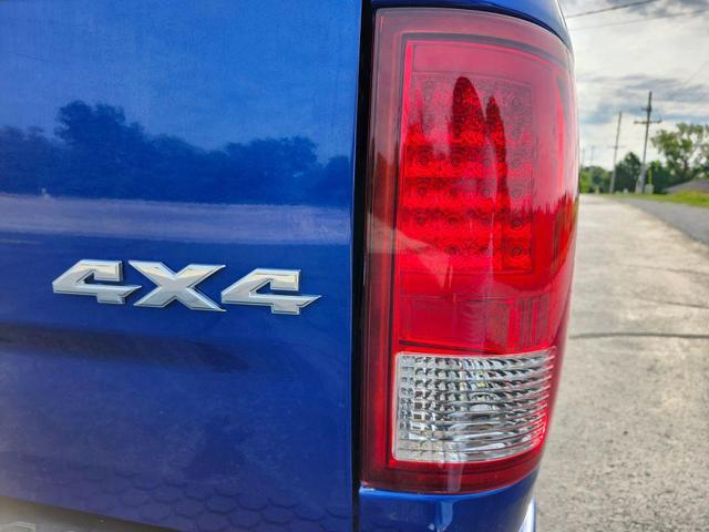 Photo of 2016 Blue Streak Pearlcoat RAM 1500