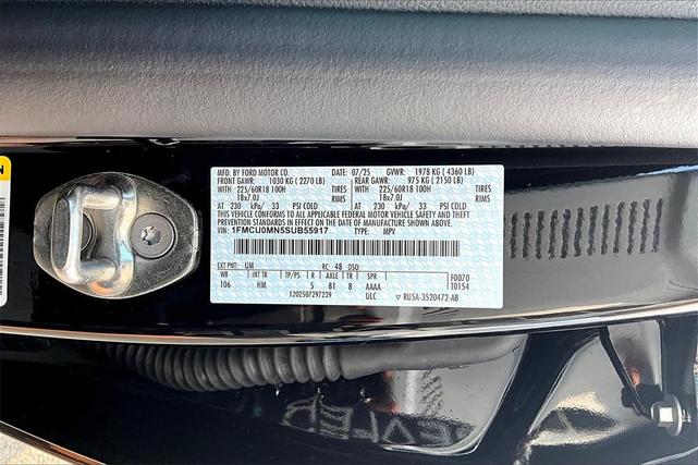 Photo of 2025 Agate Black Metallic Ford Escape