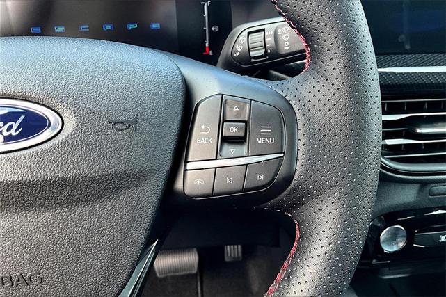 Photo of 2025 Agate Black Metallic Ford Escape