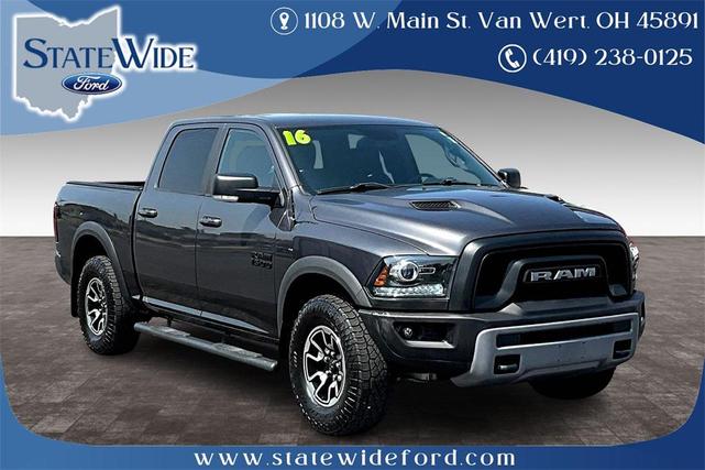 Photo of 2016 Granite Crystal Metallic Clearcoat RAM 1500