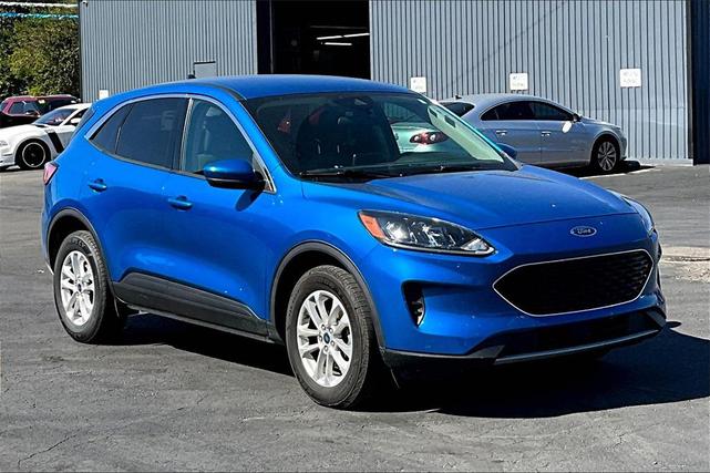 Photo of 2020 Velocity Blue Metallic Ford Escape