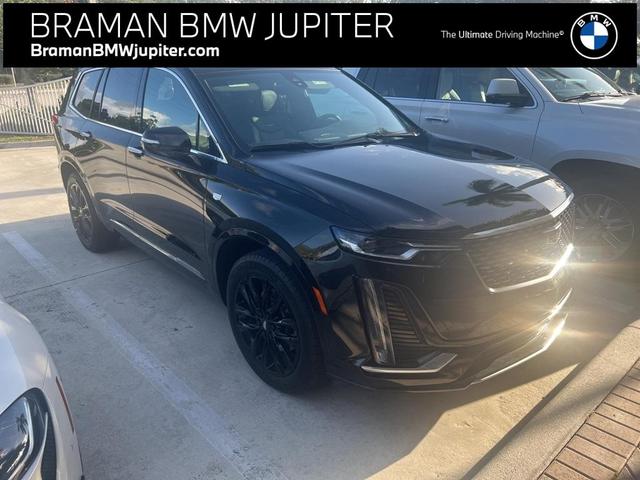 2022 Cadillac XT6