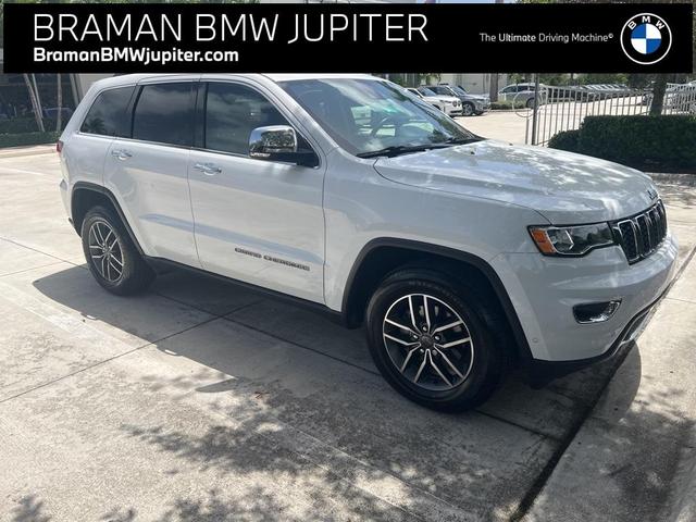 Photo of 2020 Bright White Clearcoat Jeep Grand Cherokee