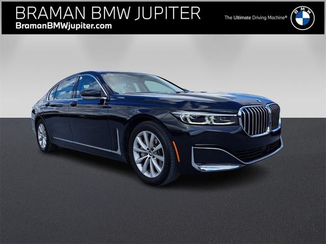 2022 BMW 740