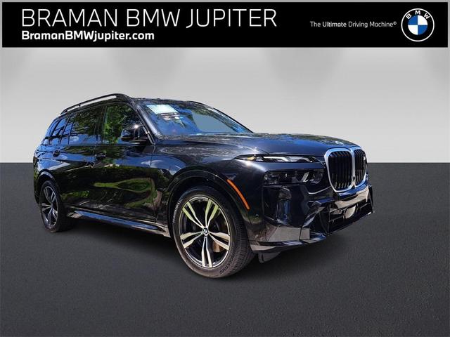 2023 BMW X7