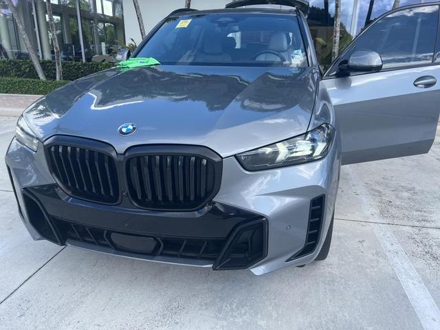Photo of 2024 Skyscraper Gray Metallic BMW X5