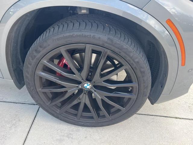 Photo of 2024 Skyscraper Gray Metallic BMW X5