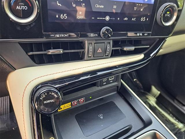 Photo of 2024 Ultra White Lexus NX 350