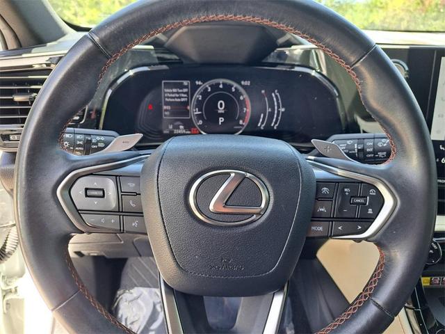 Photo of 2024 Ultra White Lexus NX 350