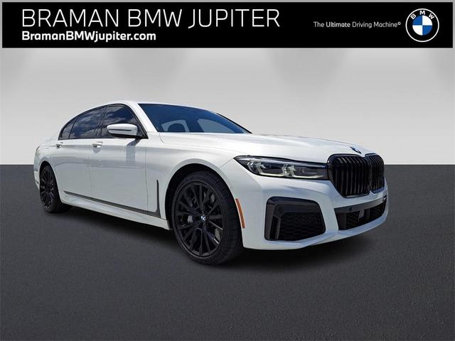 2022 BMW 750