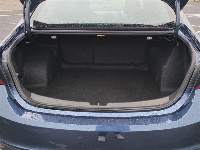 Photo of 2022 Northsky Blue Metallic Chevrolet Malibu