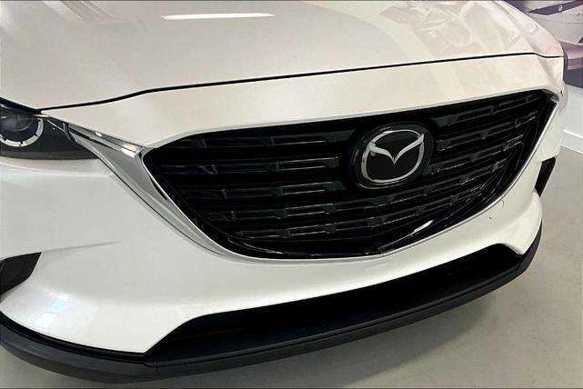 Photo of 2023 Snowflake White Pearl Mazda CX-9