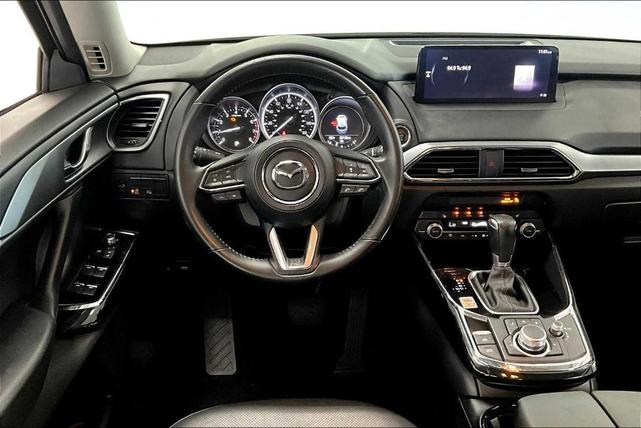 Photo of 2023 Snowflake White Pearl Mazda CX-9