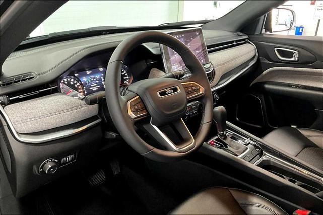 Photo of 2024 Diamond Black Jeep Compass