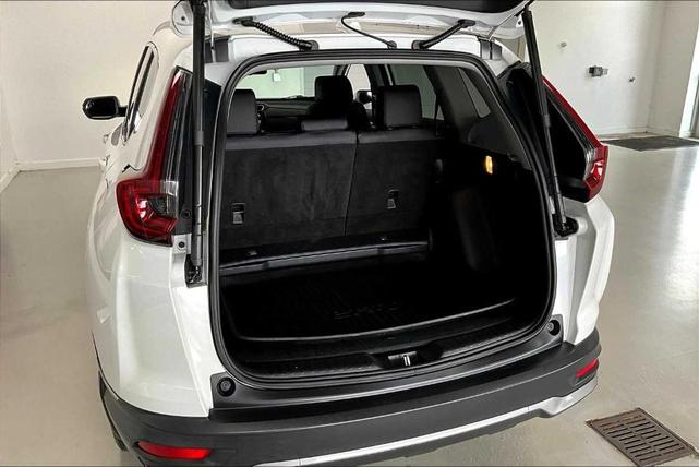 Photo of 2022 Platinum White Pearl Honda CR-V