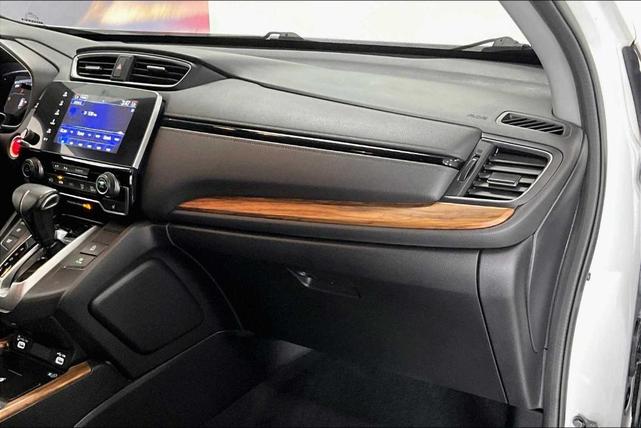 Photo of 2022 Platinum White Pearl Honda CR-V